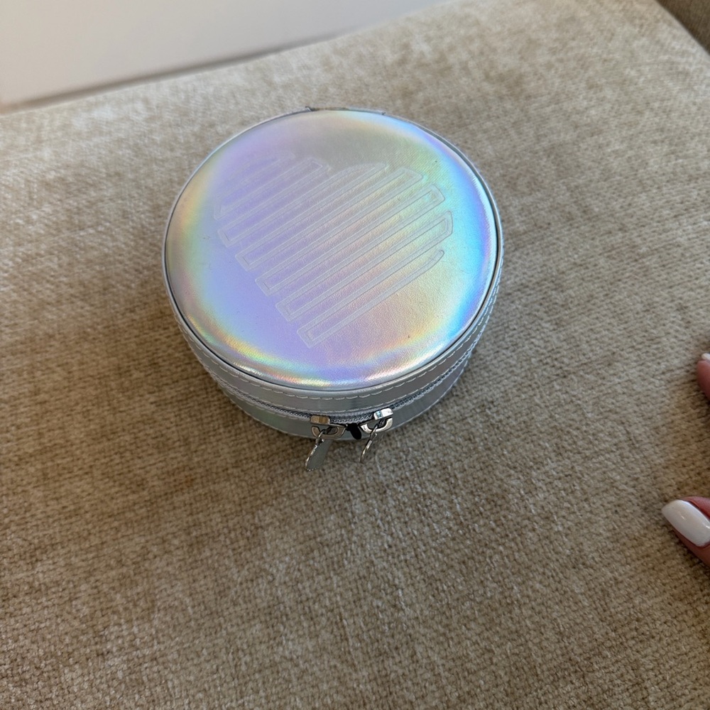 Holographic Round Jewelry Case